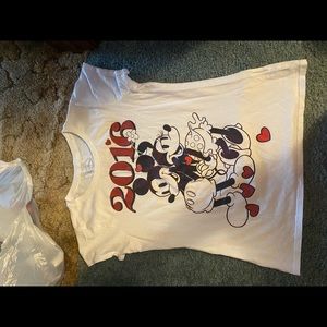 Disney mickey and minnie mouse shirt